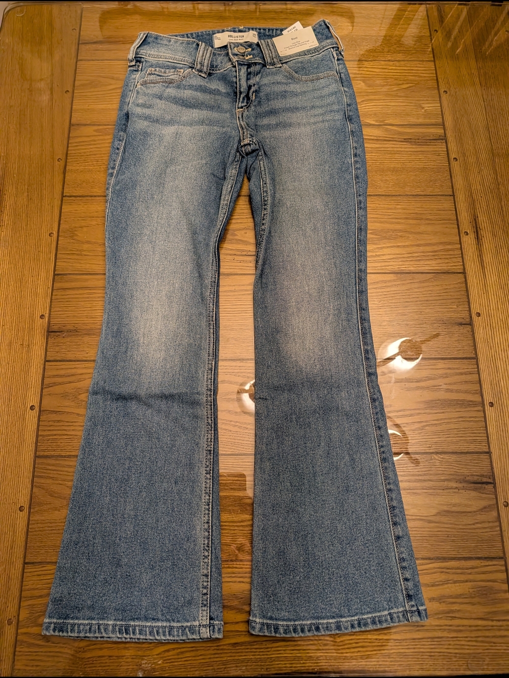 Hollister Women's Low-Rise Medium Wash Embroidered Florals Bootcut Jeans Sz 25W